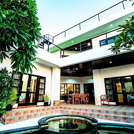 Nipper Benoa - 4Br Beach Front Sunset Villa